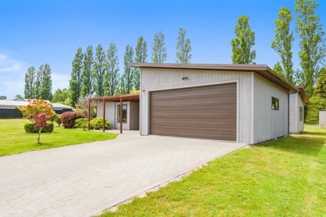 Photo of property in 110 Kinloch Road, Kinloch, Taupo, 3377