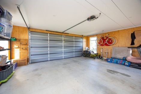 Photo of property in 1 Ashgrove Lane, Ashhurst, Palmerston North, 4470