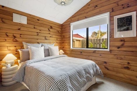 Photo of property in 30a Lancaster Road, Beach Haven, Auckland, 0626