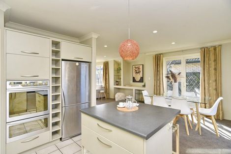 Photo of property in 8 Ross Place, Northwood, Christchurch, 8051