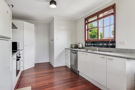 Photo of property in 109 Fairfield Road, Fairfield, Hamilton, 3214