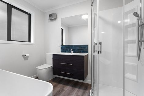 Photo of property in 35 Shaw Road, Coastlands, Whakatane, 3120