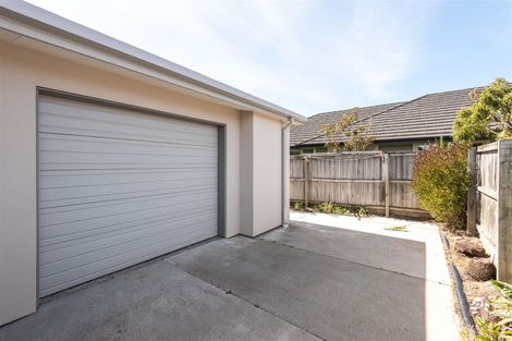 Photo of property in 40 Westpark Drive, Burnside, Christchurch, 8053