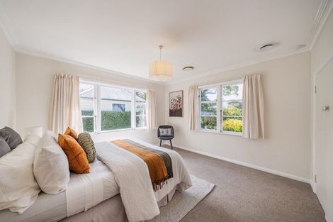 Photo of property in 3 Mertoun Terrace, Highbury, Wellington, 6012