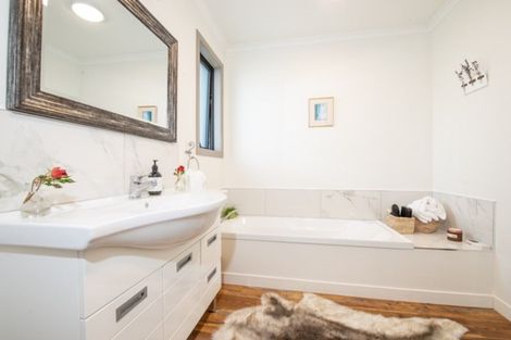 Photo of property in 8d Naylor Street, Clyde, 9330