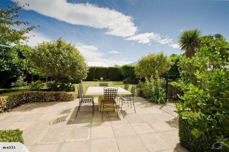 Photo of property in 284 Papanui Road, Merivale, Christchurch, 8052