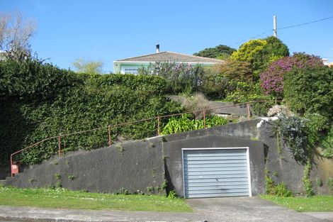 Photo of property in 133 Brooklands Road, Brooklands, New Plymouth, 4310