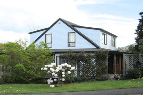 Photo of property in 2 Grand Vue Road, Kawaha Point, Rotorua, 3010