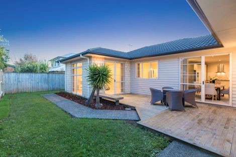 Photo of property in 18 Plantation Avenue, Flat Bush, Auckland, 2016
