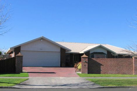 Photo of property in 12 Admiral Crescent, Flagstaff, Hamilton, 3210
