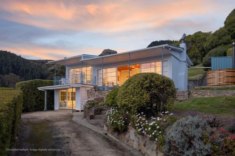 Photo of property in 28 Andersons Road, Charteris Bay, Governors Bay, 8971
