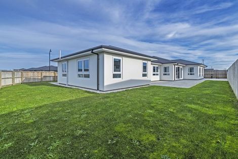 Photo of property in 2 Beckford Way, Rolleston, 7614