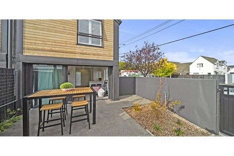 Photo of property in 8a Champion Street, Edgeware, Christchurch, 8013