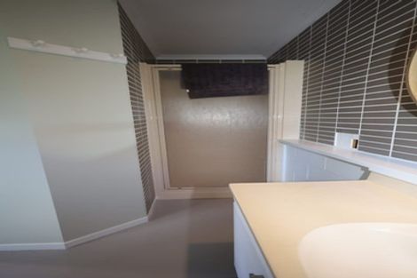 Photo of property in 4b Langstone Street, Welcome Bay, Tauranga, 3112