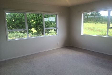 Photo of property in 74 Deacon Road, Riverhead, Kumeu, 0892