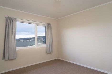 Photo of property in 9 Chetwode Grove, Newlands, Wellington, 6037