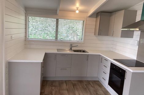 Photo of property in 1469 Clevedon Kawakawa Road, Kawakawa Bay, Papakura, 2585