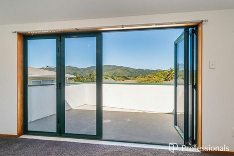 Photo of property in 15 Wise Street, Wainuiomata, Lower Hutt, 5014