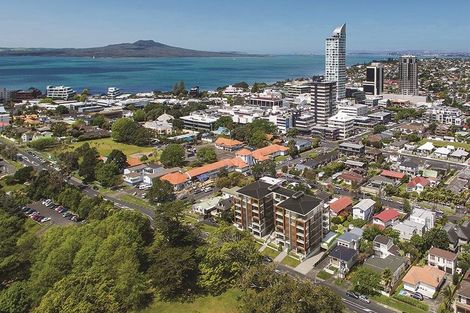 Photo of property in 306/28 Killarney Street, Takapuna, Auckland, 0622