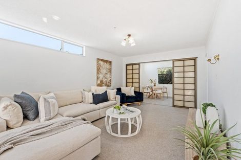 Photo of property in 1/20 Halldene Terrace, Red Beach, 0932