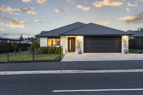 Photo of property in 27 Cemetery Road, East Taieri, Mosgiel, 9024