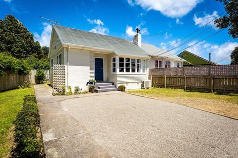 Photo of property in 16 Tyndall Street, Waiwhetu, Lower Hutt, 5010