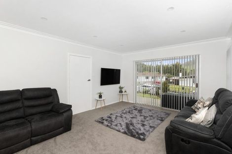 Photo of property in 8 Crawford Crescent, Te Kamo, Whangarei, 0112