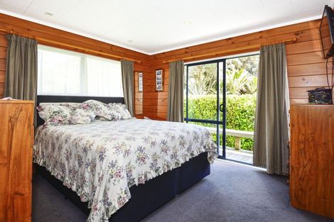 Photo of property in 7 Oraka Road, Mahia, Nuhaka, 4198
