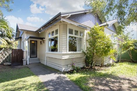 Photo of property in 300 Grays Road, Saint Leonards, Hastings, 4120