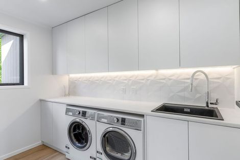 Photo of property in 47 Felgrove Street, Glendene, Auckland, 0602