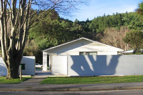 Photo of property in 121 Bowenvale Avenue, Cashmere, Christchurch, 8022