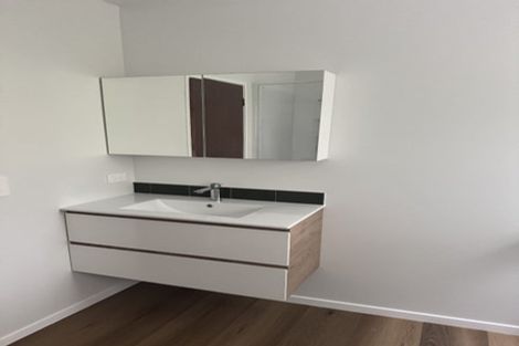 Photo of property in 16 Terra Nova Street, Glen Eden, Auckland, 0602