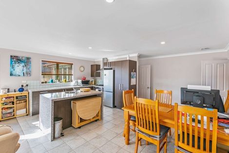 Photo of property in 238 Alec Craig Way, Gulf Harbour, Whangaparaoa, 0930