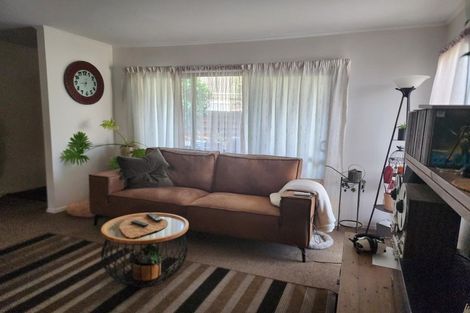 Photo of property in 1/18 Kentigern Close, Pakuranga, Auckland, 2010