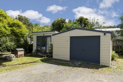 Photo of property in 4 Koutunui Road, Athenree, Katikati, 3177