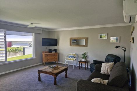 Photo of property in 37a Hamblyn Street, Strandon, New Plymouth, 4312