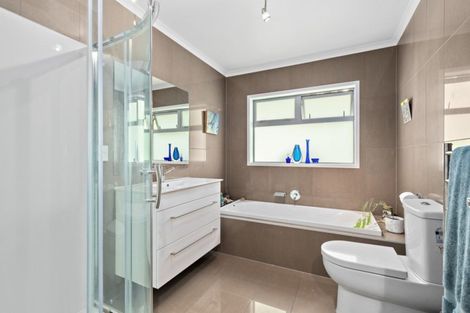 Photo of property in 6e Forest Glen, Orewa, 0931