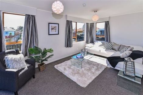Photo of property in 1/27 Limond Street, Randwick Park, Auckland, 2105
