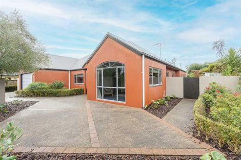 Photo of property in 11 Chatswood Place, Rototuna, Hamilton, 3210