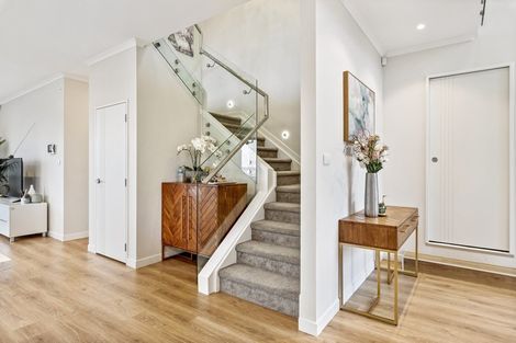 Photo of property in 9 Mettam Drive, Swanson, Auckland, 0614