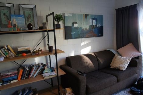 Photo of property in 50b Mirrabooka Avenue, Botany Downs, Auckland, 2010