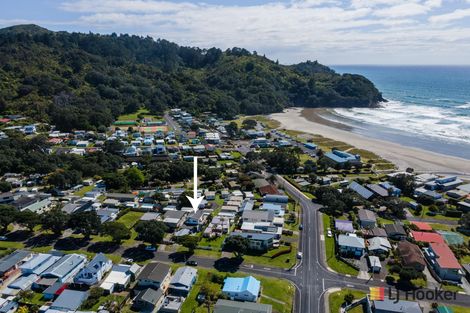 Photo of property in 28 Ocean View Road, Waihi Beach, 3611