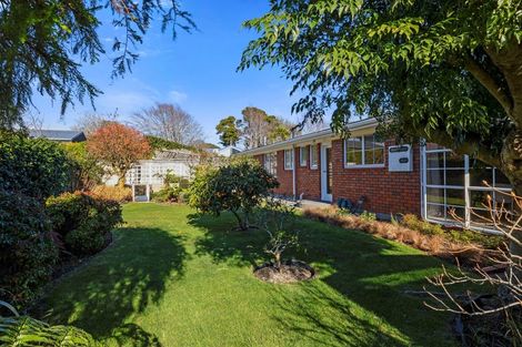 Photo of property in 293 Mangorei Road, Merrilands, New Plymouth, 4312