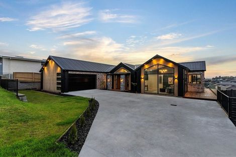 Photo of property in 9 Fisk Road, Pukekohe, 2120