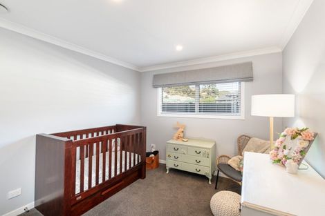 Photo of property in 15 Salisbury Crescent, Wallaceville, Upper Hutt, 5018