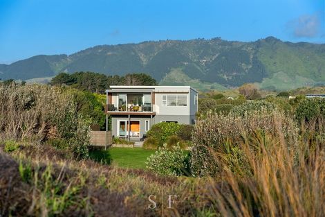 Photo of property in 114 Paetawa Road, Peka Peka, Waikanae, 5391