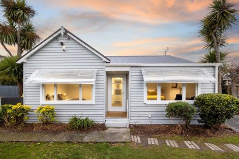 Photo of property in 7 Estuary Road, New Brighton, Christchurch, 8061