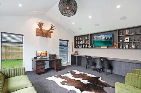 Photo of property in 3 Hunter Lane, Amberley, 7410