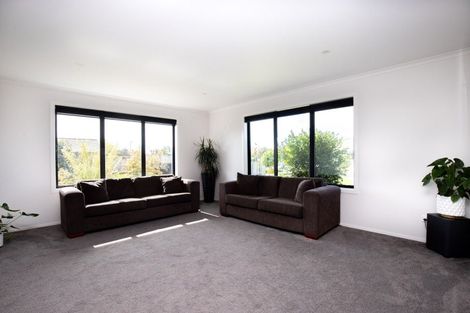 Photo of property in 35 Costello Drive, Ngatea, 3503