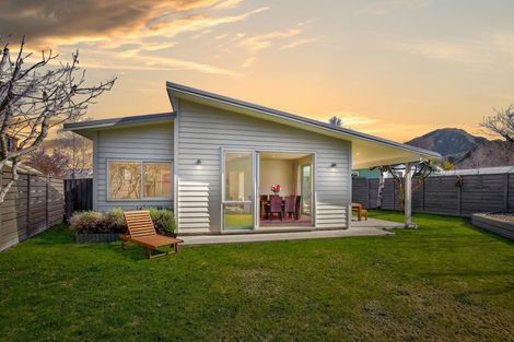 Photo of property in 17 Thomson Street, Arrowtown, 9302